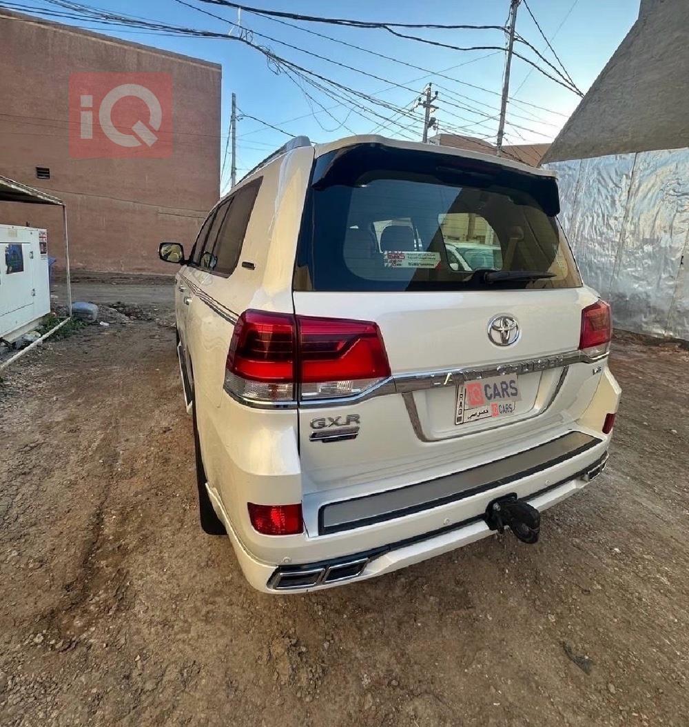 تويوتا لاندكروزر